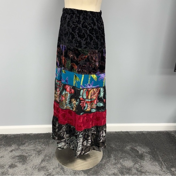 Velvet Maxi Skirt Chicos 0 (US Small) Black Silk Blend Burnout Patchwork Boho - Picture 3 of 9